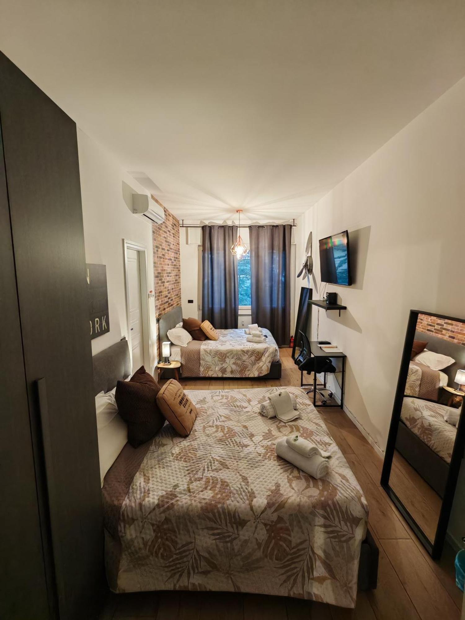 Mc Fly Rooms Malpensa Airport 加拉瑞特 外观 照片